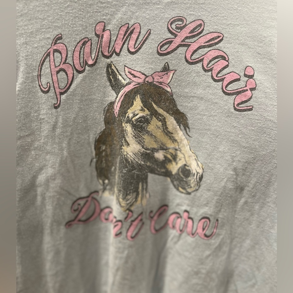 “Barn Hair don’t care” t-shirt size large in GUC